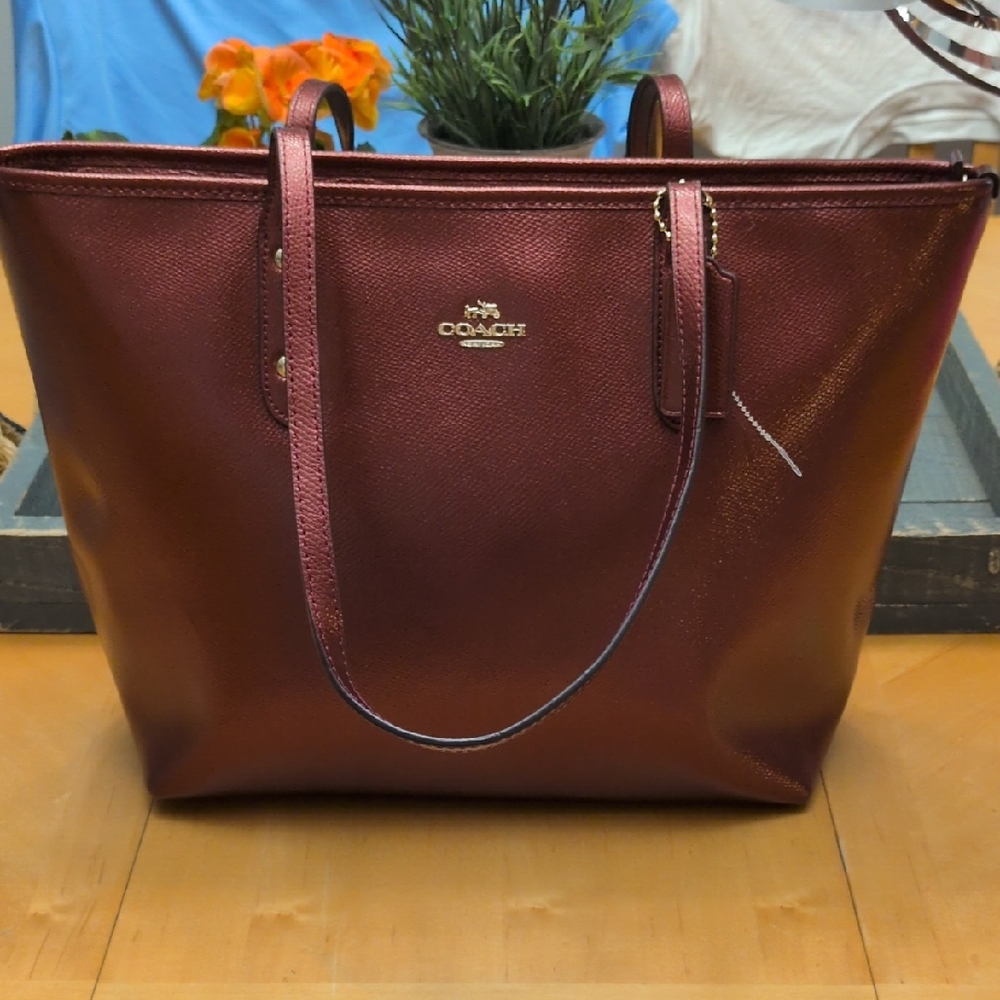 Coach City Zip Metallic Burgundy Leather Tote NWOT